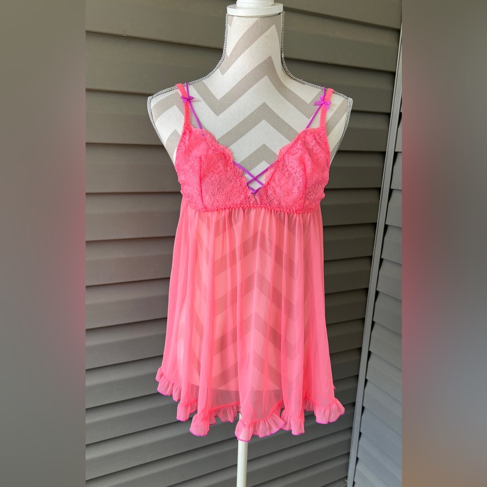 NWT- Victoria’s Secret Lace Mesh Babydoll Sheer Cami Camisole Neon Pink Sz M